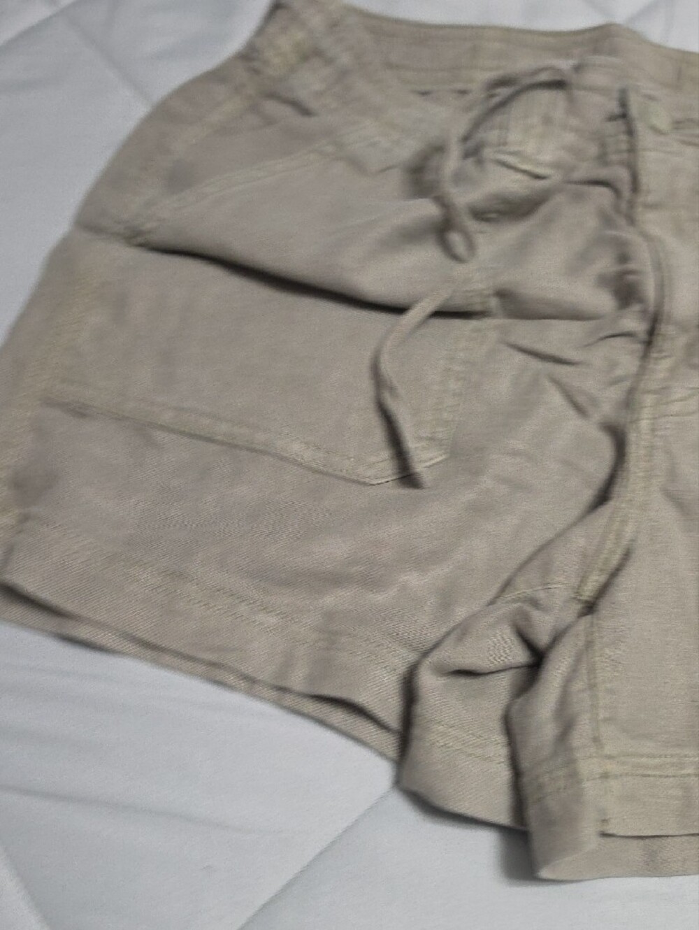 American Eagle Outfitters Women's Shorts in Taupe - Picture 4 of 6